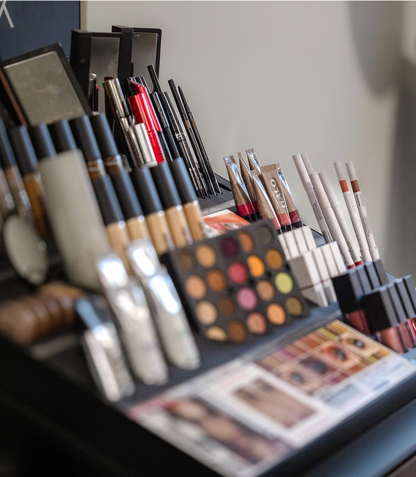 makeup kit